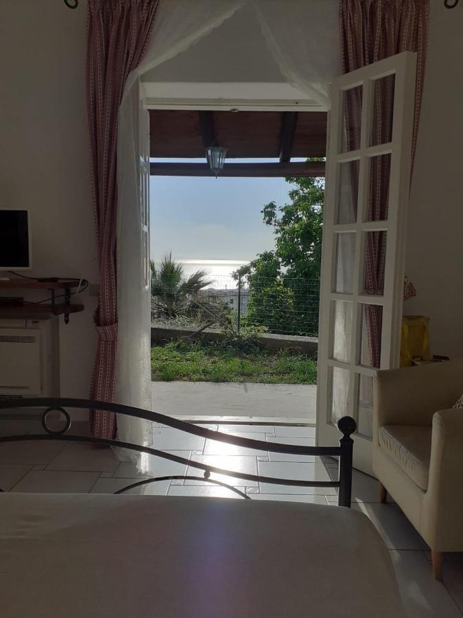 Bed and Breakfast La Terrazzina Sul Tramonto Форио Экстерьер фото