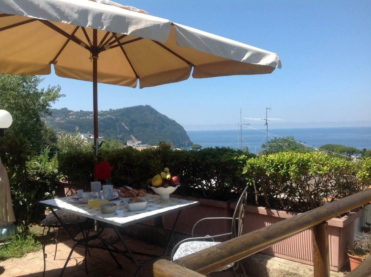 Bed and Breakfast La Terrazzina Sul Tramonto Форио Экстерьер фото