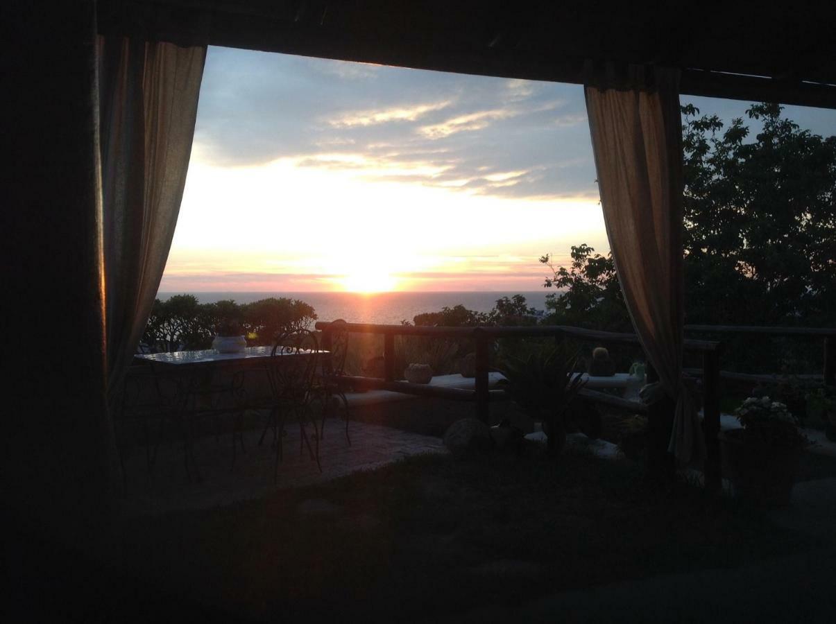 Bed and Breakfast La Terrazzina Sul Tramonto Форио Экстерьер фото