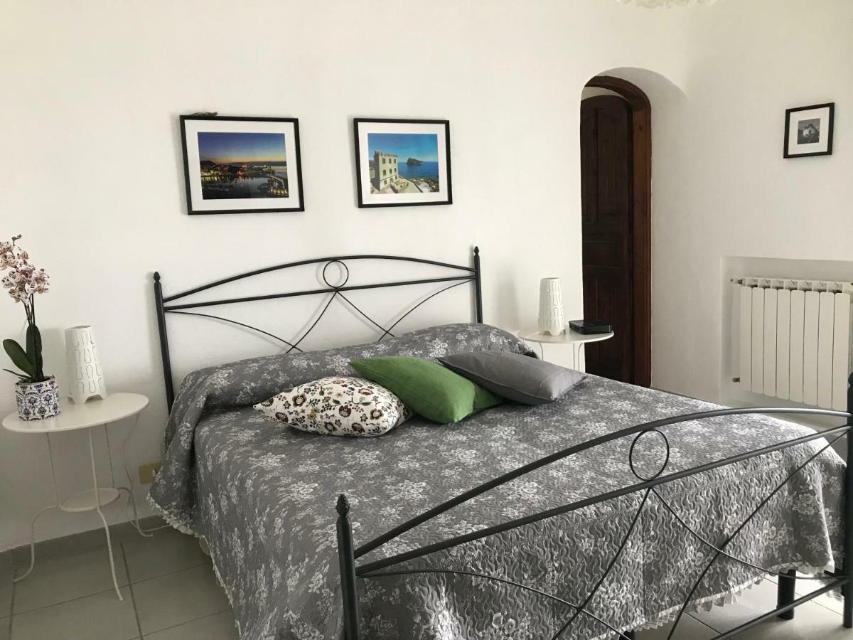 Bed and Breakfast La Terrazzina Sul Tramonto Форио Экстерьер фото