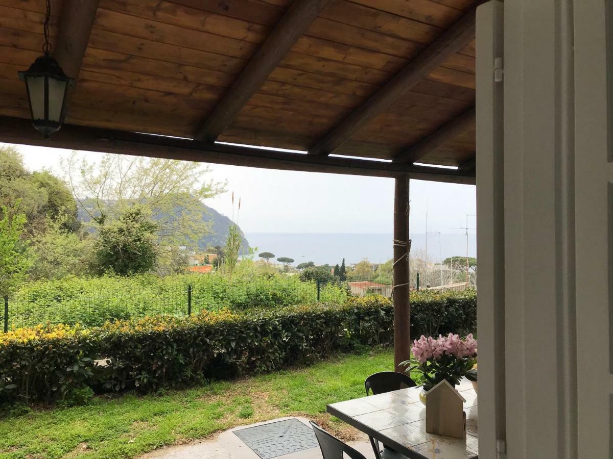 Bed and Breakfast La Terrazzina Sul Tramonto Форио Экстерьер фото